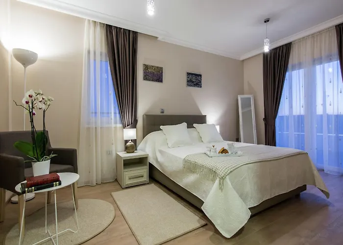 With Private Heated Pool Villa *