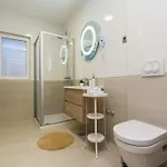 With Private Heated Pool * Debeljak