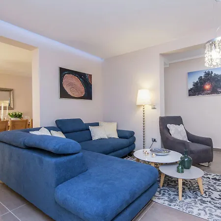 Lovely In With Heated Private Pool Vila *