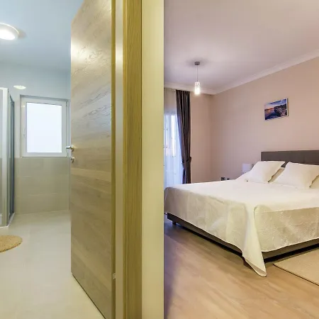 Vila Lovely In With Heated Private Pool Debeljak