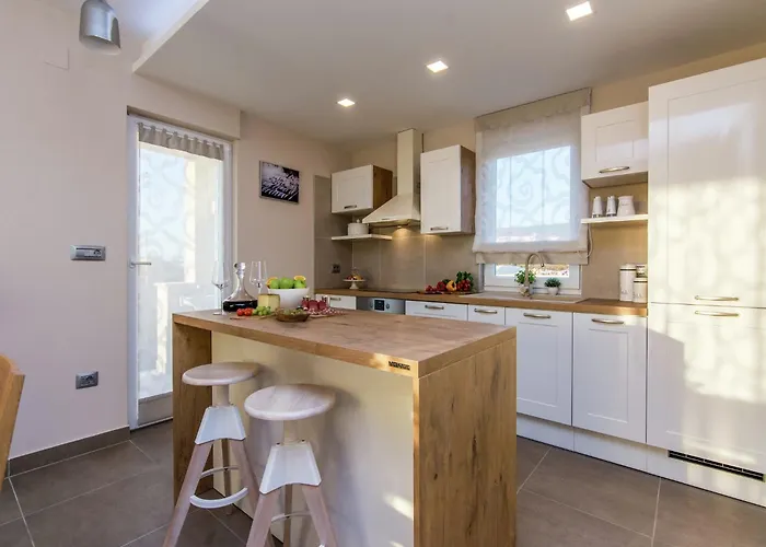 With Private Heated Pool Debeljak