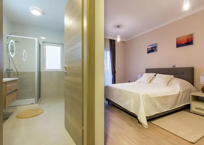 Вилла With Private Heated Pool *